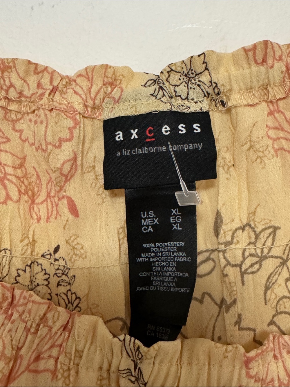 NEW Axcess Liz Claiborne Women XL Off Shoulder Floral Peasant Blouse 3/4 Sleeve - Picture 6 of 9